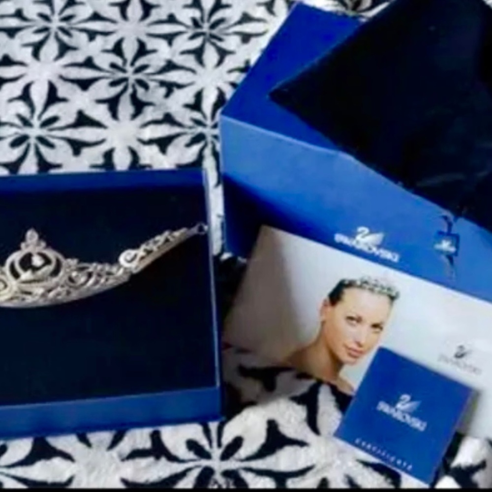 Swarovski Disney Cinderella Tiara 2003 Original Box with certificate